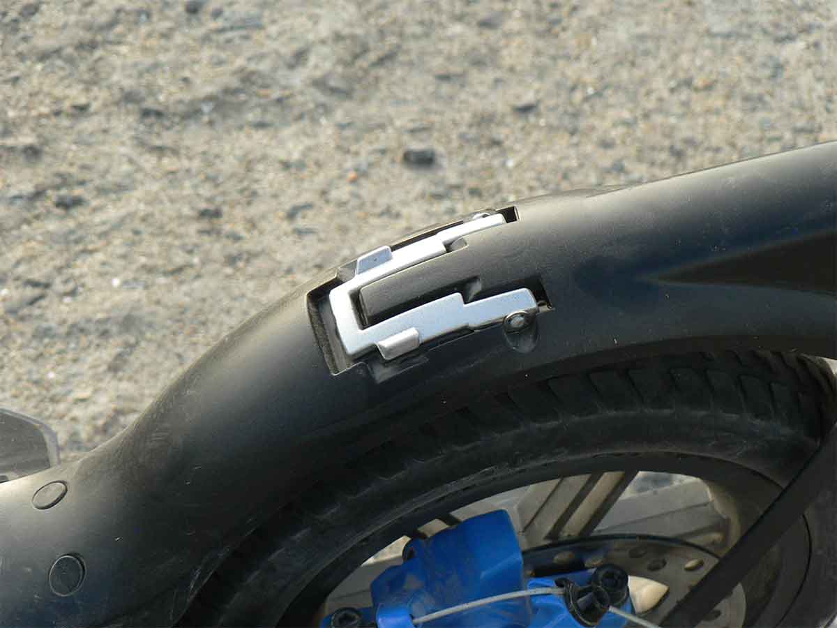 escootee-epf-1-beach-clip.jpg